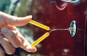 Parker Locksmith Store San Antonio, TX 210-780-7325 - key-broke-in-lock